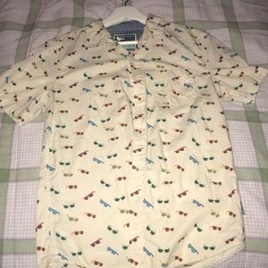 Sun glasses button down